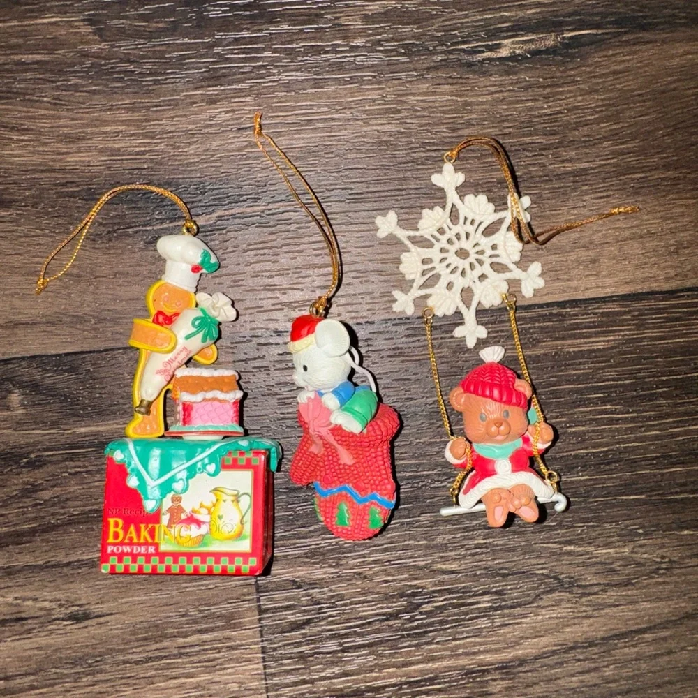 VINTAGE LOT 90s LUSTRE FAME CHRISTMAS ORNAMENTS EUC MOUSE TEDDY BEAR GINGERBREAD